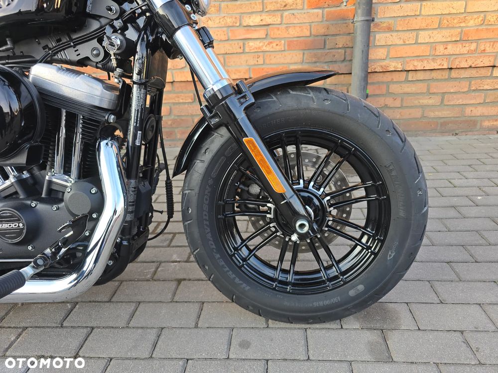 Harley-Davidson Sportster Forty-Eight - 9