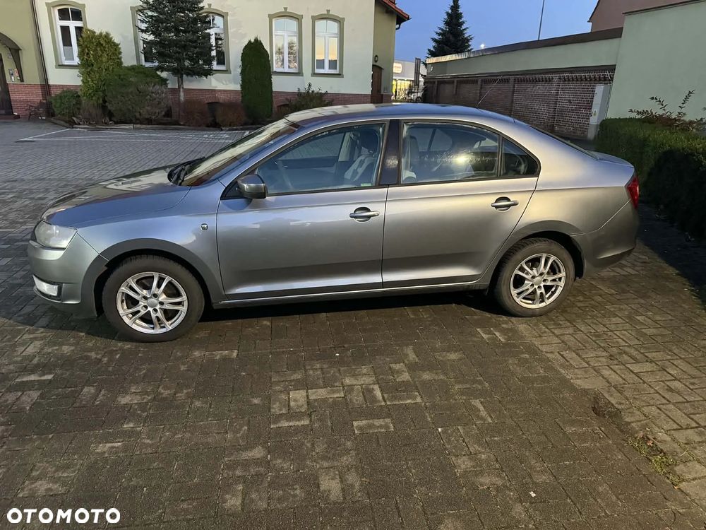 Skoda RAPID 1.2 TSI Active - 4