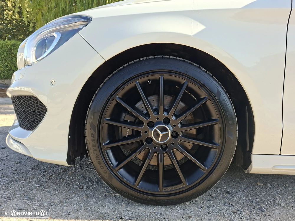 Mercedes-Benz CLA 220 d Shooting Brake AMG Line Aut. - 14