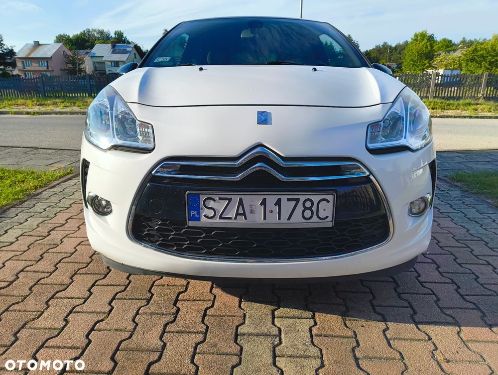 Citroën DS3 e-HDi 90 FAP SoChic - 3