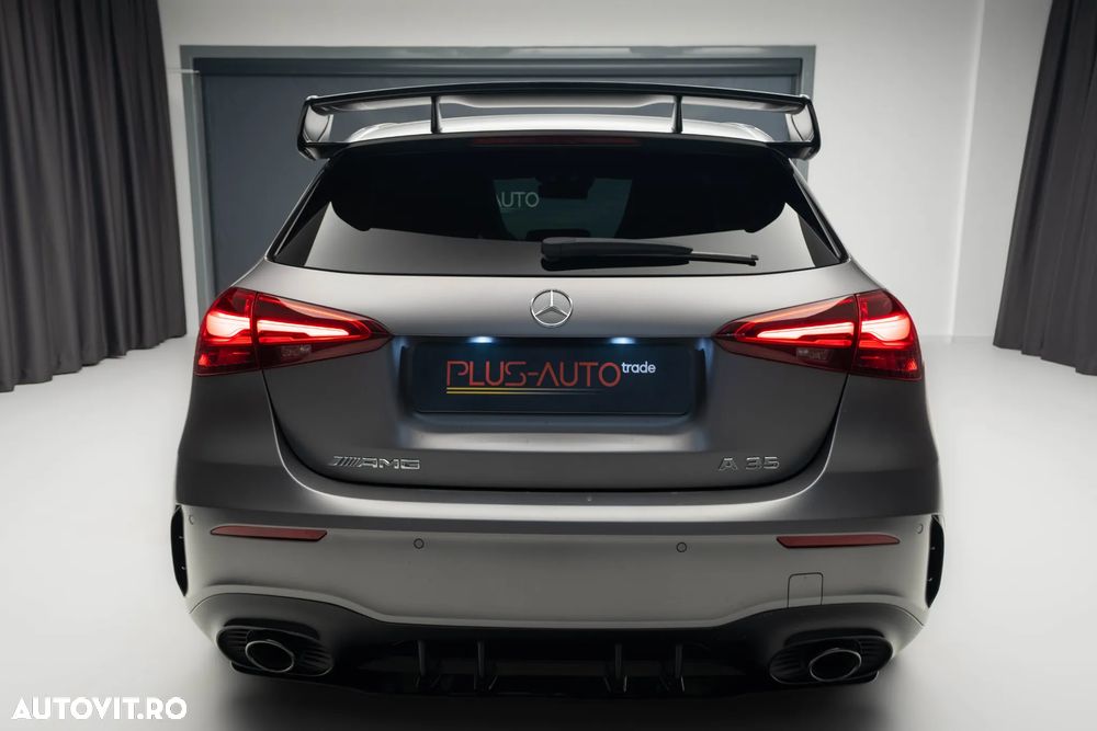Mercedes-Benz A 35 AMG Sedan 4Matic MHEV 8G-DCT - 15