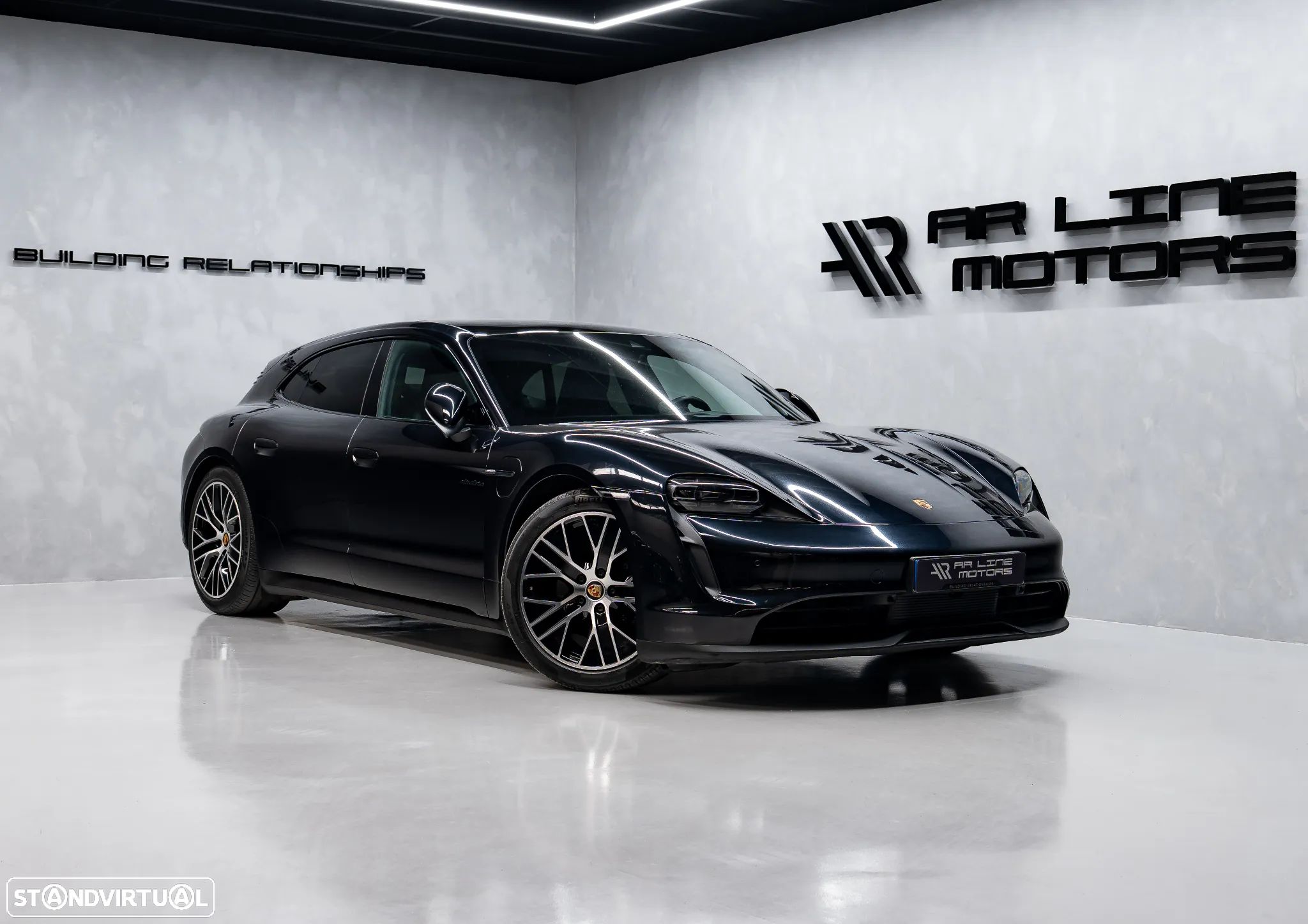 Porsche Taycan Sport Turismo Standard - 1
