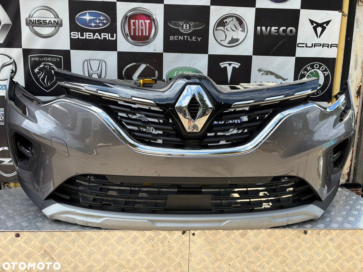 RENAULT CAPTUR II ZDERZAK PRZÓD KOMPLETNY BIXNK - 1