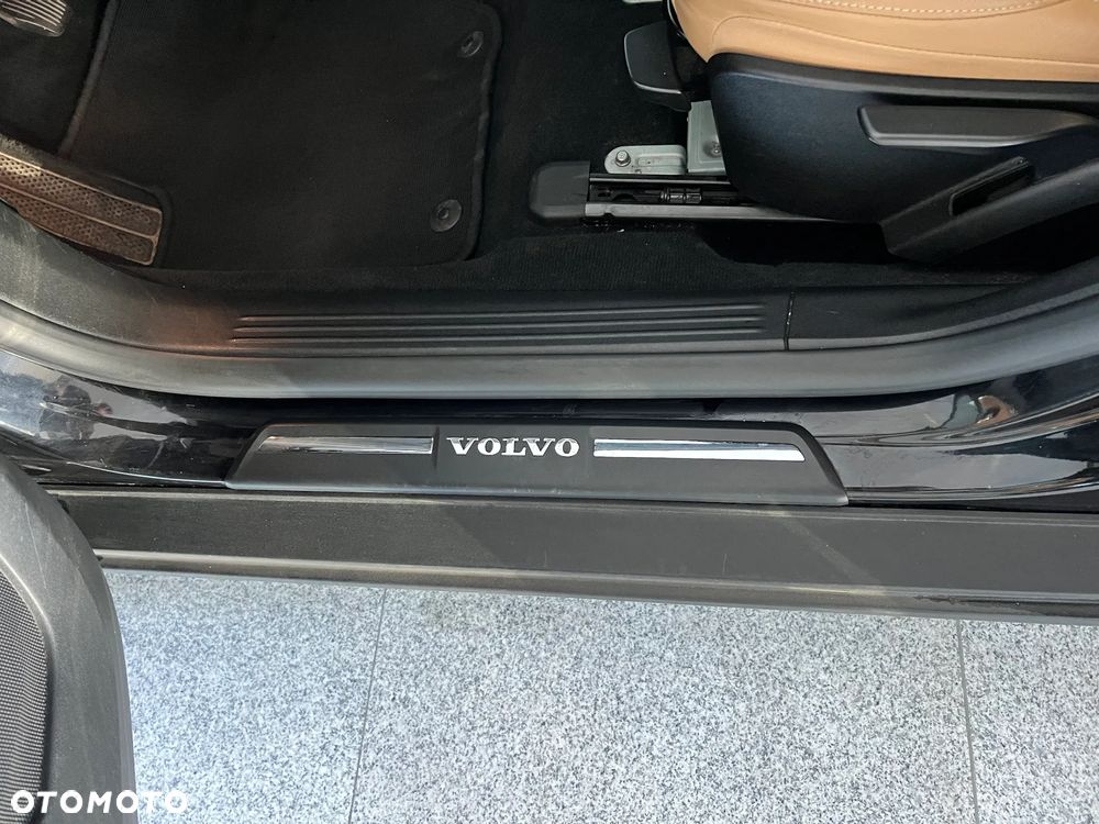 Volvo V40 Cross Country D3 Drive-E Summum - 22