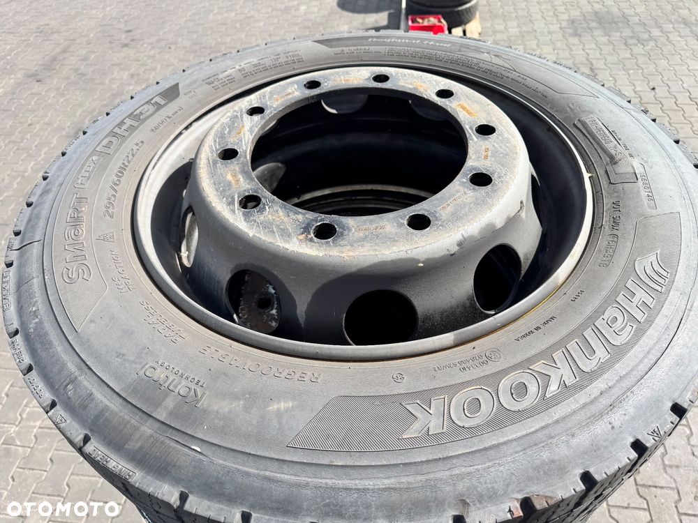 Kompletne koło, felga, opona Hankook 295/60 R22,5 - 1