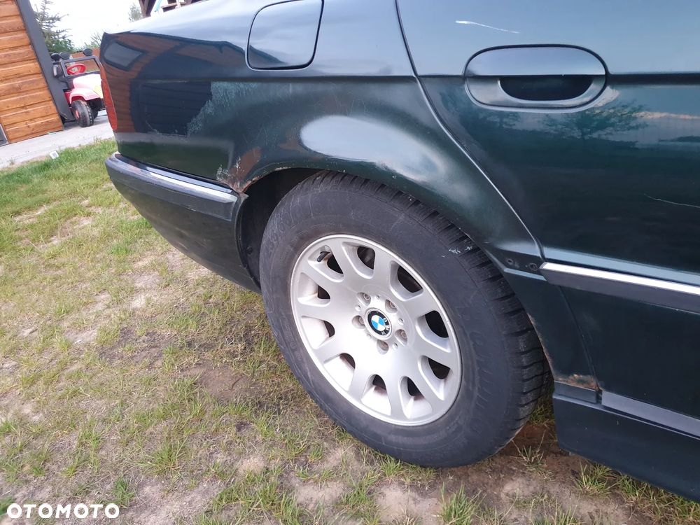 BMW Seria 7 - 18