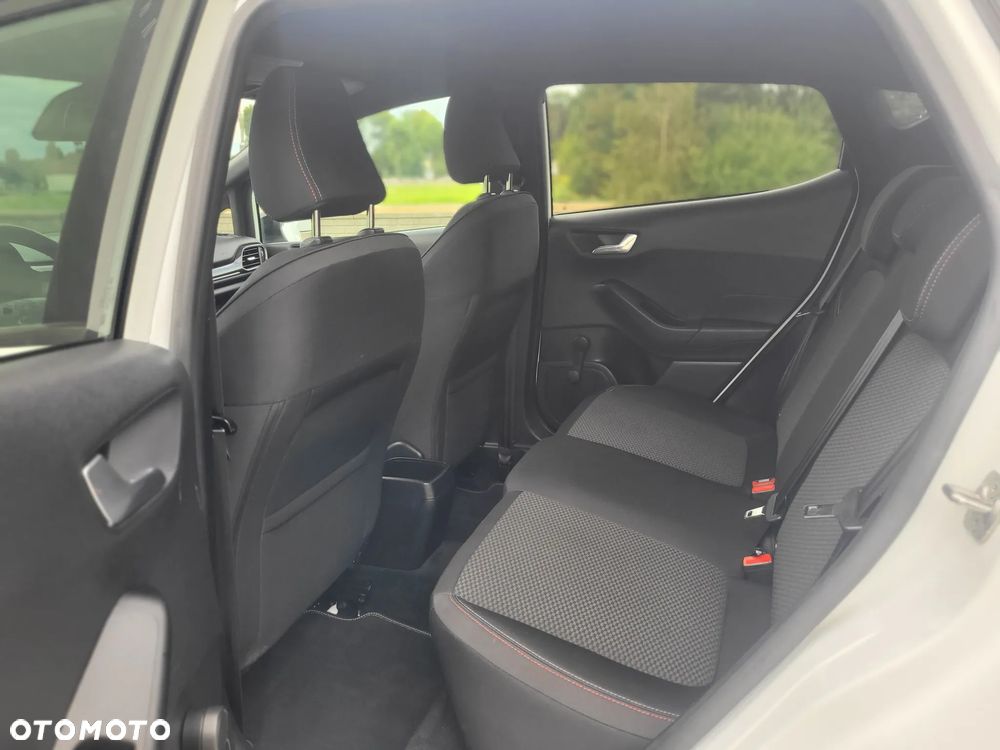 Ford Fiesta 1.1 S&S ST-LINE - 19