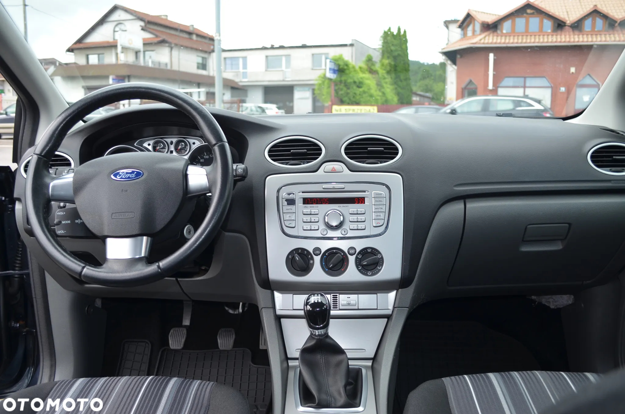 Ford Focus - 9