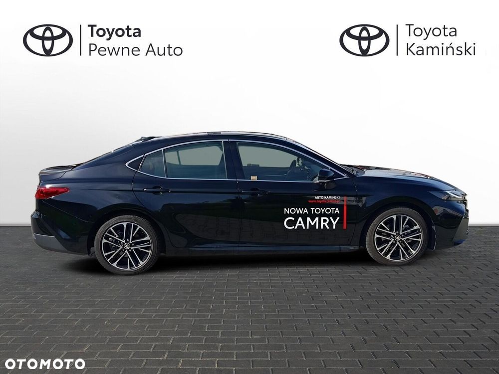 Toyota Camry - 6