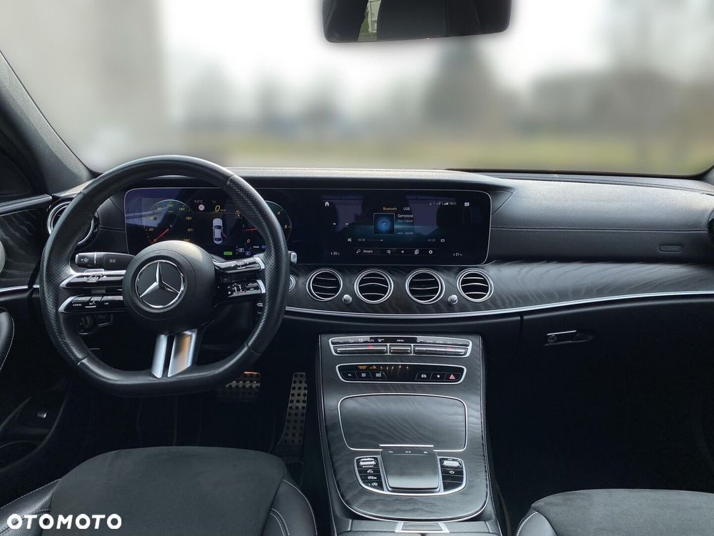 Mercedes-Benz Klasa E - 4