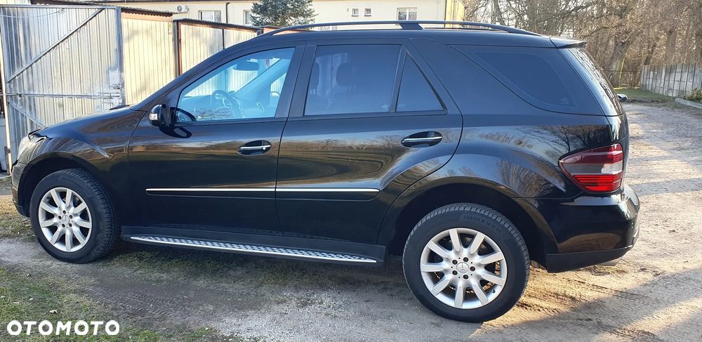 Mercedes-Benz ML - 4