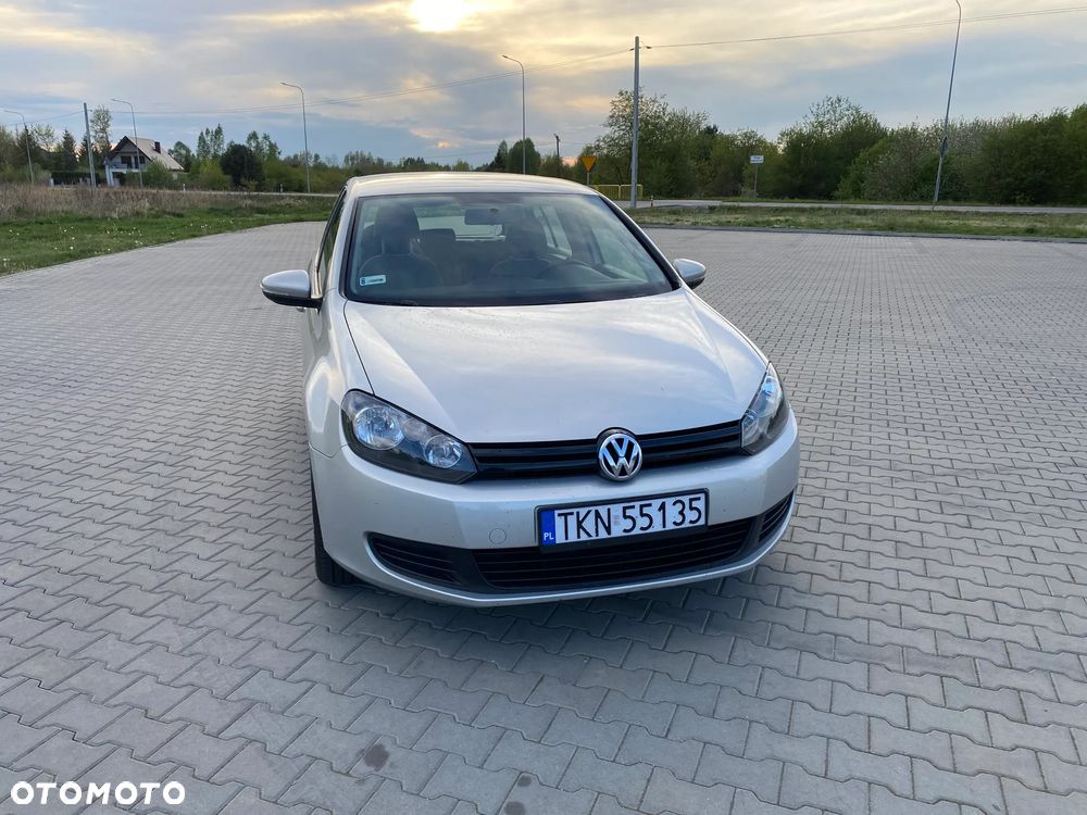Volkswagen Golf - 6