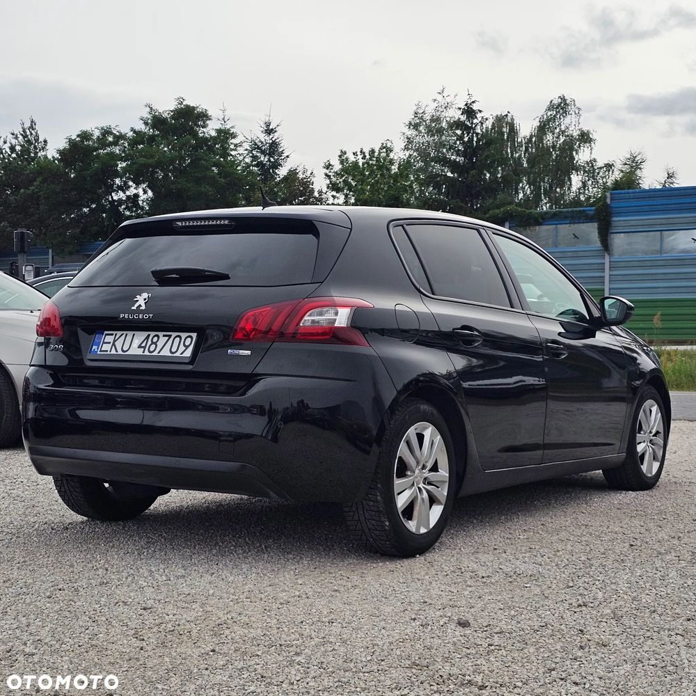 Peugeot 308 - 5