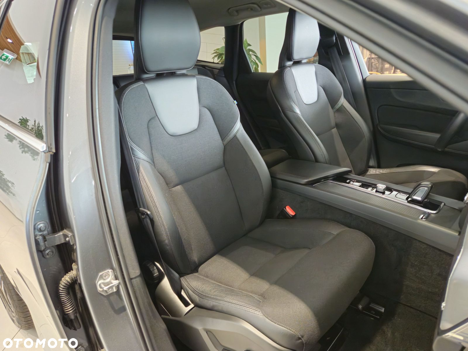 Volvo XC 60 - 21