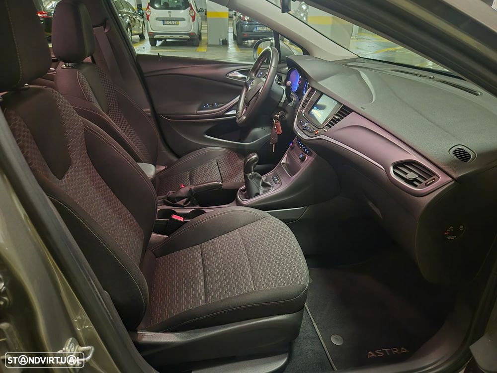 Opel Astra 1.0 Dynamic Sport S/S - 41