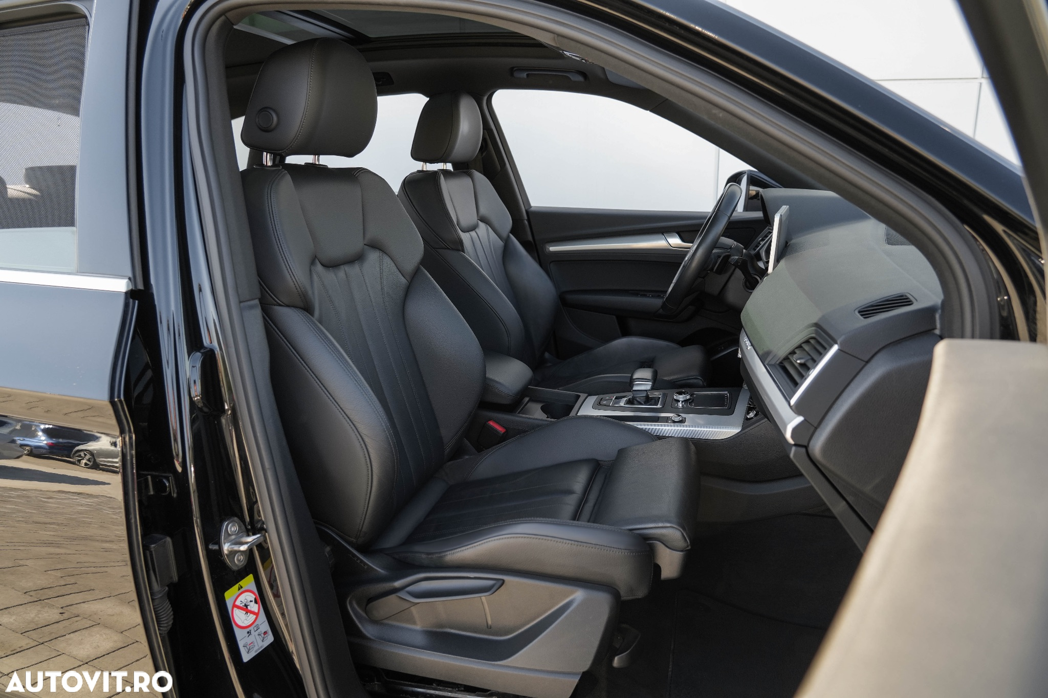 Audi Q5 55 TFSIe quattro S tronic S line - 24