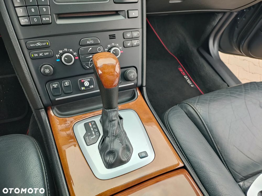 Volvo XC 90 - 28