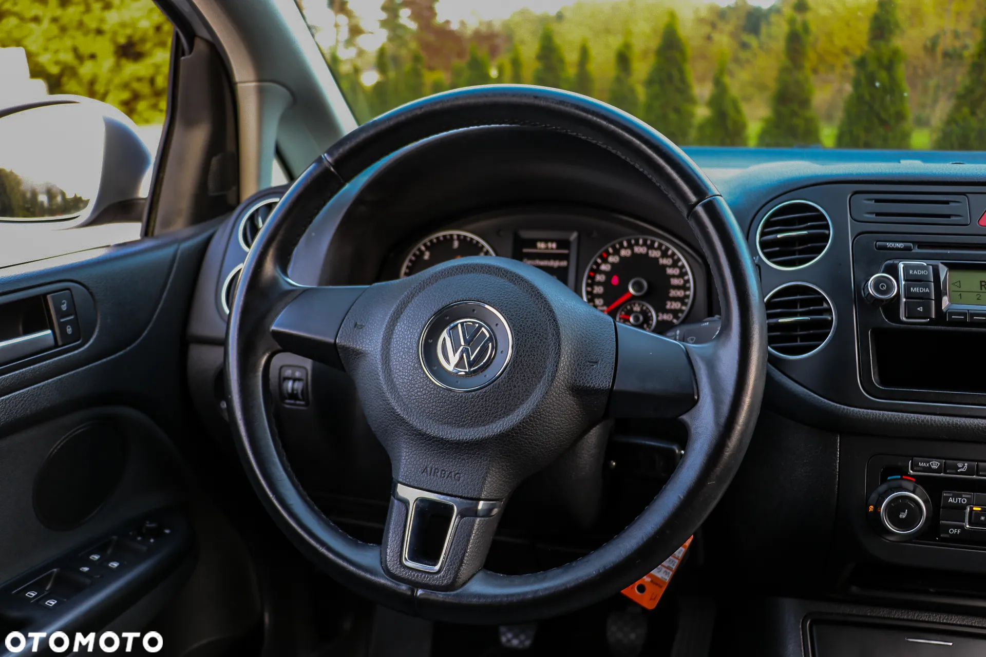 Volkswagen Golf Plus 2.0 TDI Highline - 33
