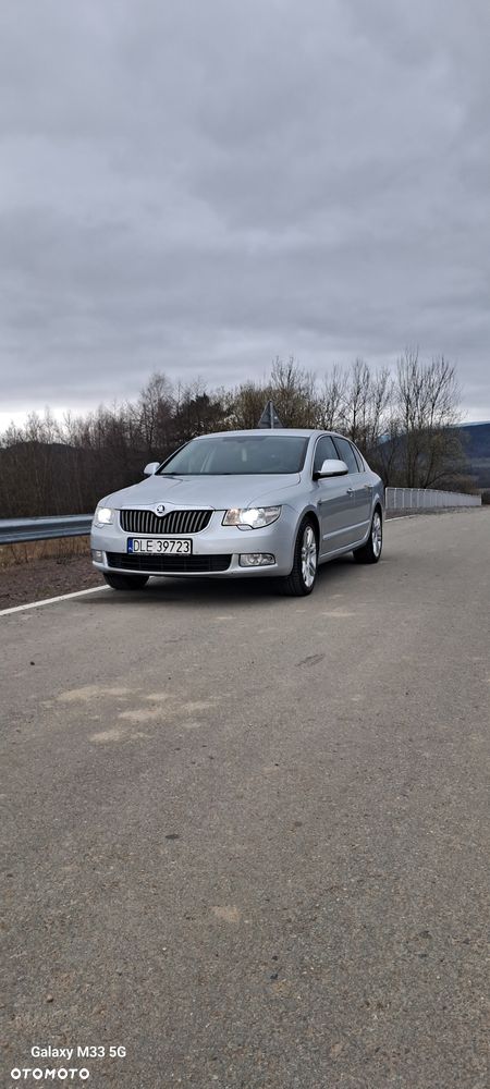 Skoda Superb 3.6 V6 4x4 DSG L&K - 2