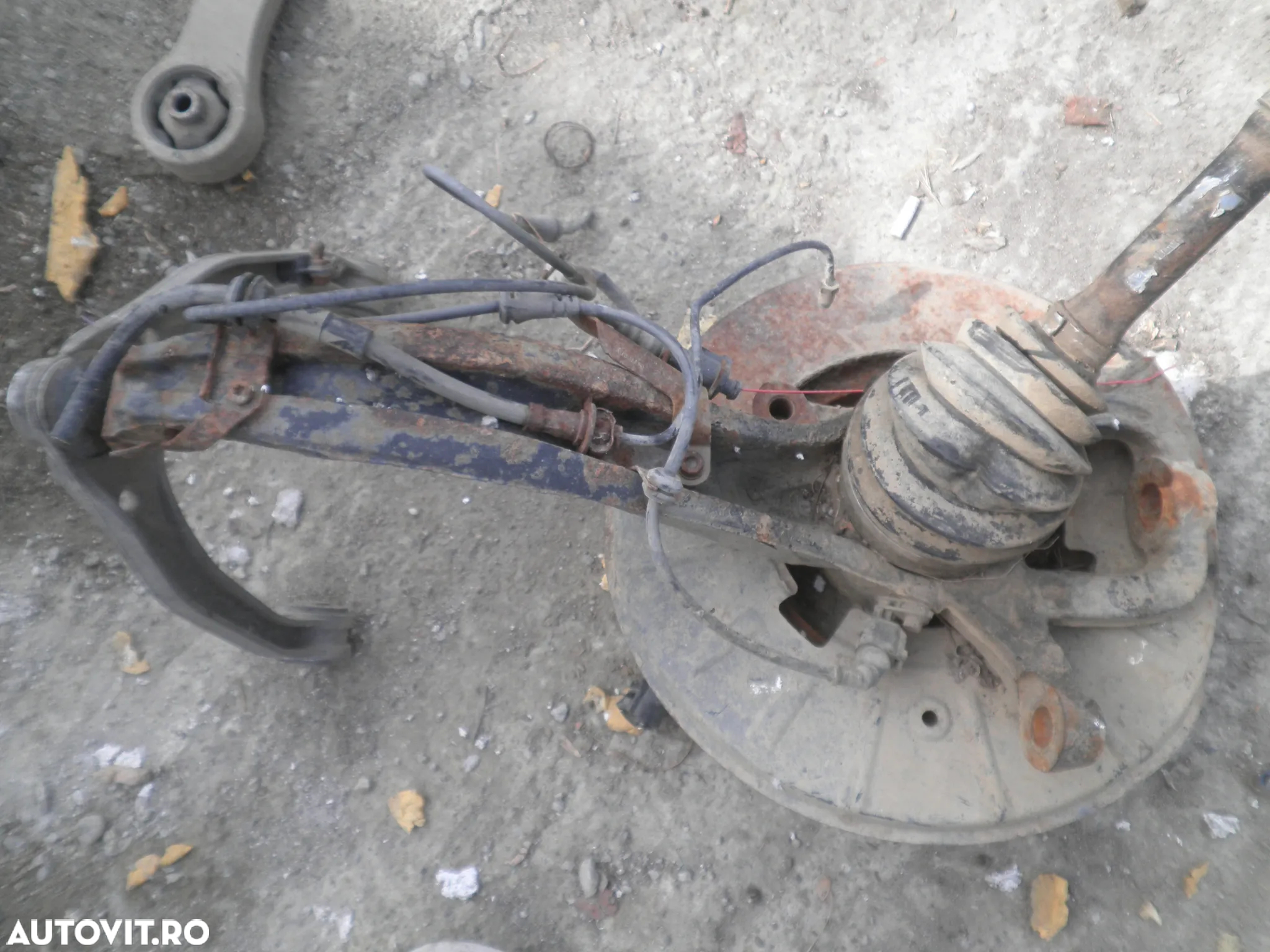 Fuzeta stanga / dreapta fata VW Touareg 7L 7L0407257A 7L0407258A - 3