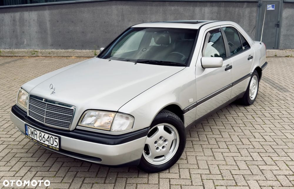 Mercedes-Benz Klasa C 180 Classic - 1