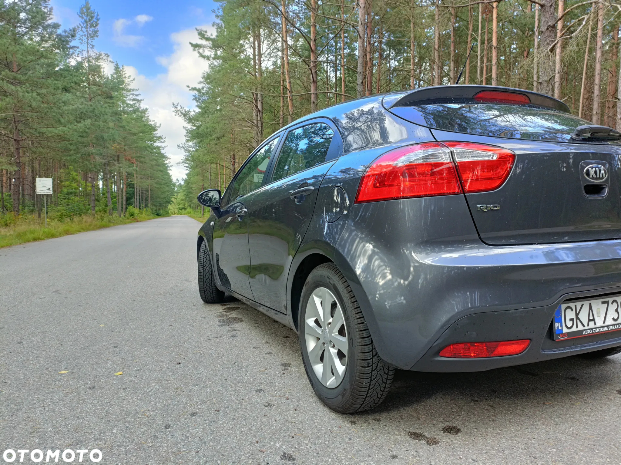 Kia Rio - 2