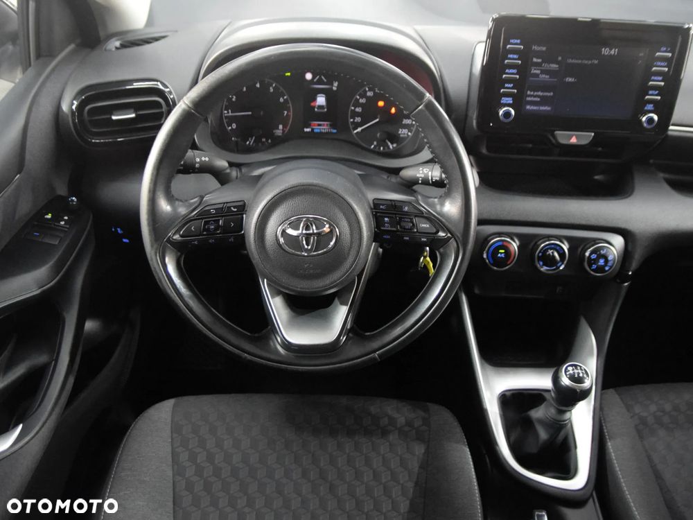 Toyota Yaris - 18