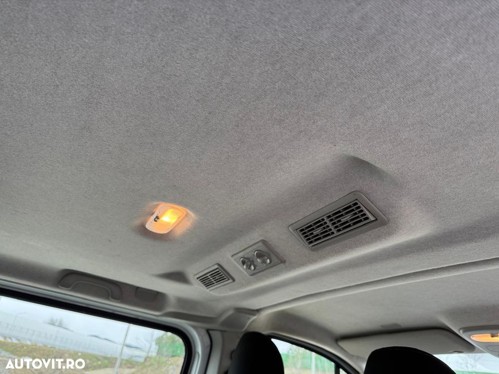 Renault Trafic 2.0 Blue dCi 120 Combi L1H1 8+1 locuri Authentique - 6