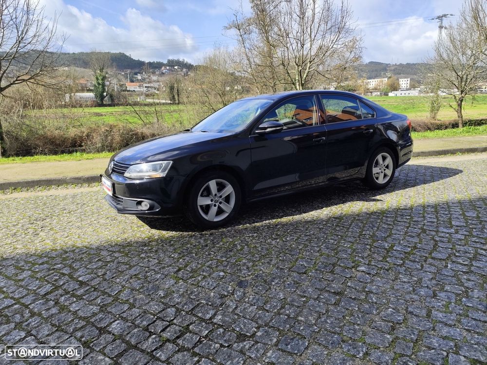 VW Jetta 1.6 TDi Trendline - 2