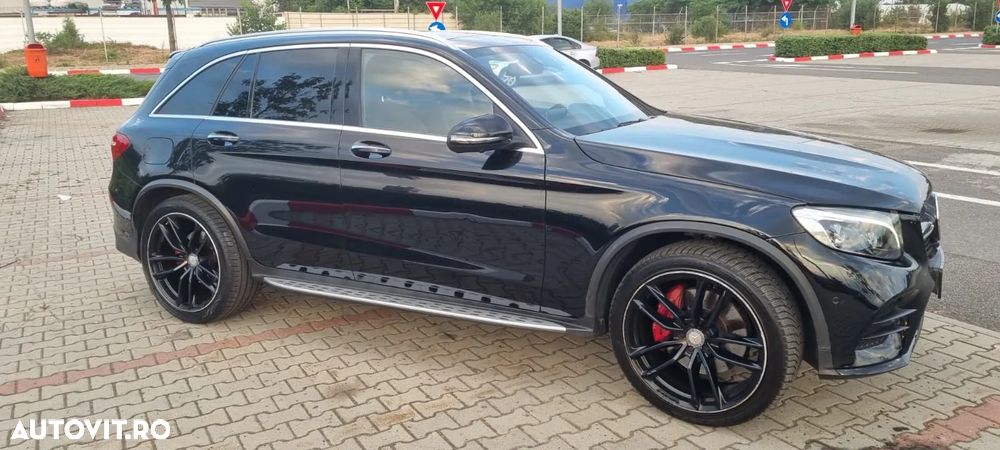 Mercedes-Benz GLC 250 4Matic 9G-TRONIC AMG Line - 4