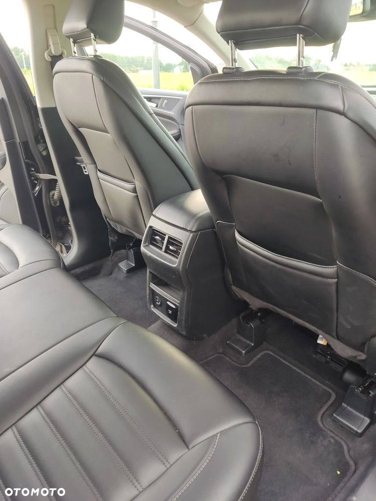 Ford Edge - 21