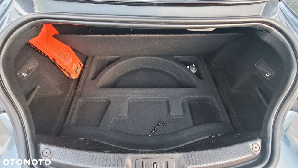 Renault Laguna ver-2-0-t-gt - 9