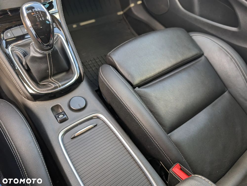 Opel Astra 1.4 Turbo Dynamic - 16
