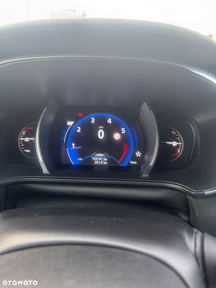 Renault Megane ENERGY TCe 130 EDC BOSE EDITION - 20