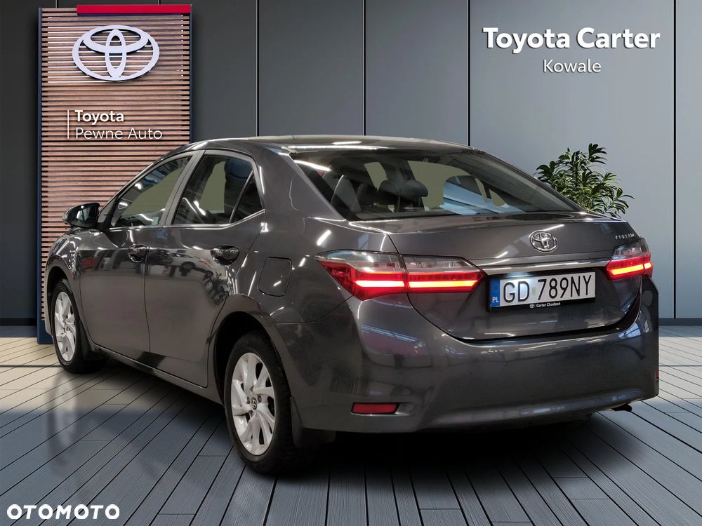 Toyota Corolla 1.6 Comfort - 3