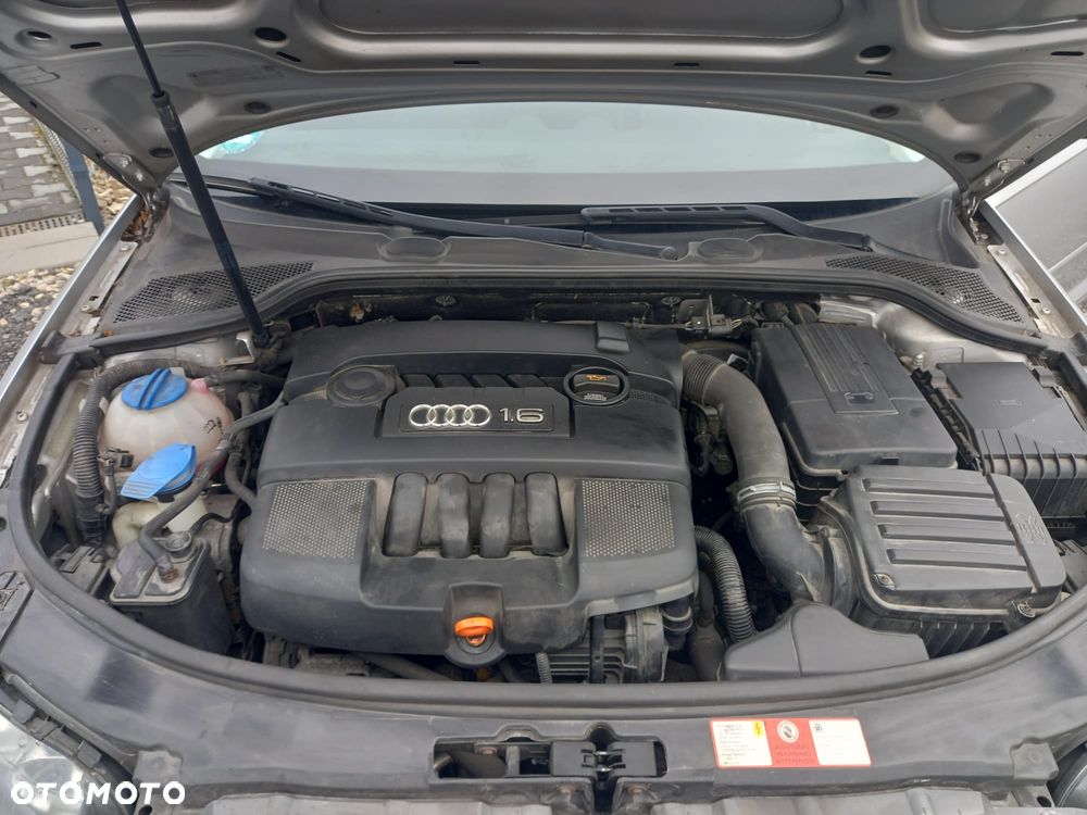 Audi A3 Sportback 1.6 Attraction - 11