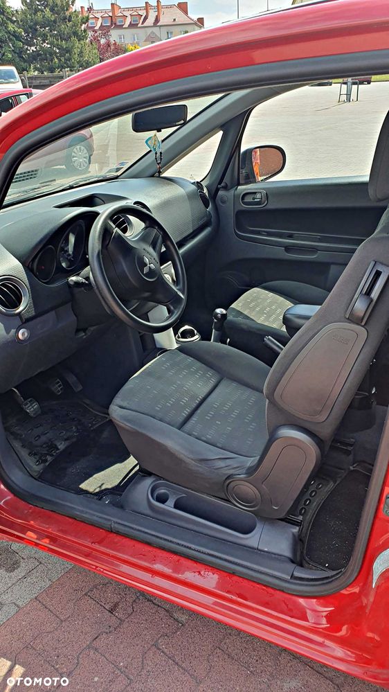 Mitsubishi Colt - 7