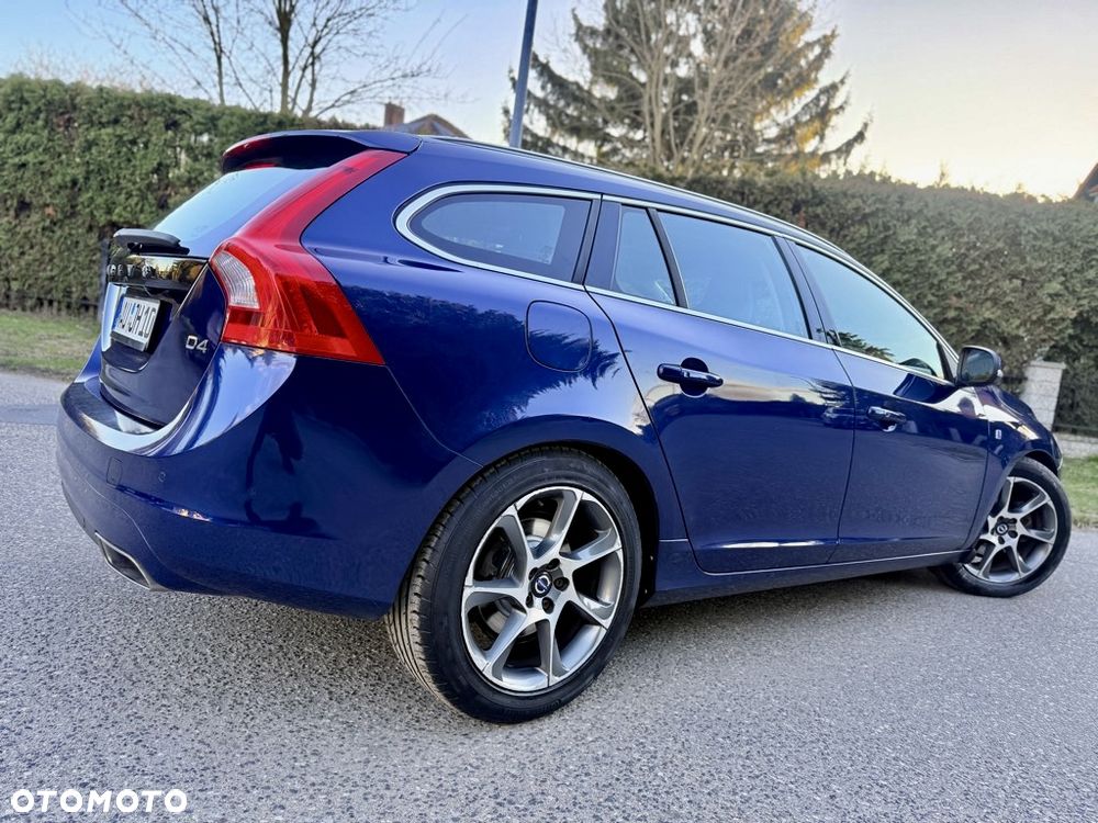 Volvo V60 D4 Ocean Race - 16