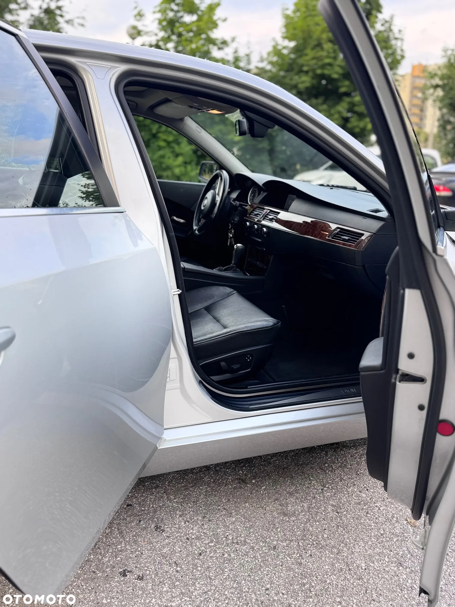 BMW Seria 5 530i - 12