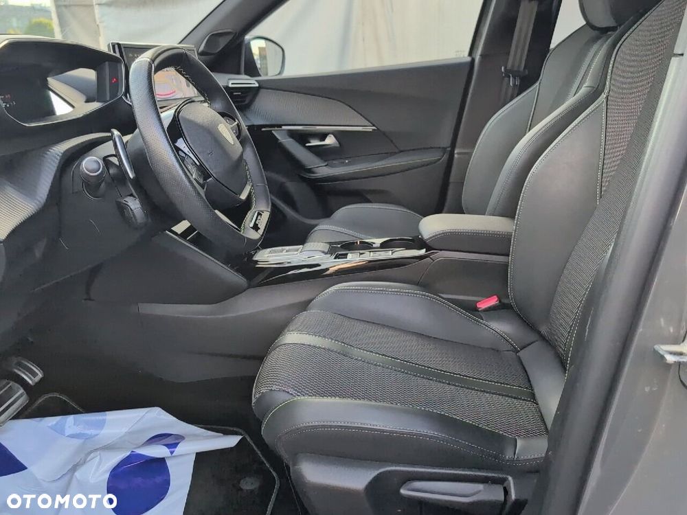 Peugeot 2008 1.2 PureTech GT S&S EAT8 - 9