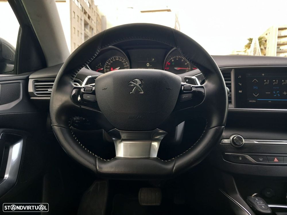 Peugeot 308 - 16