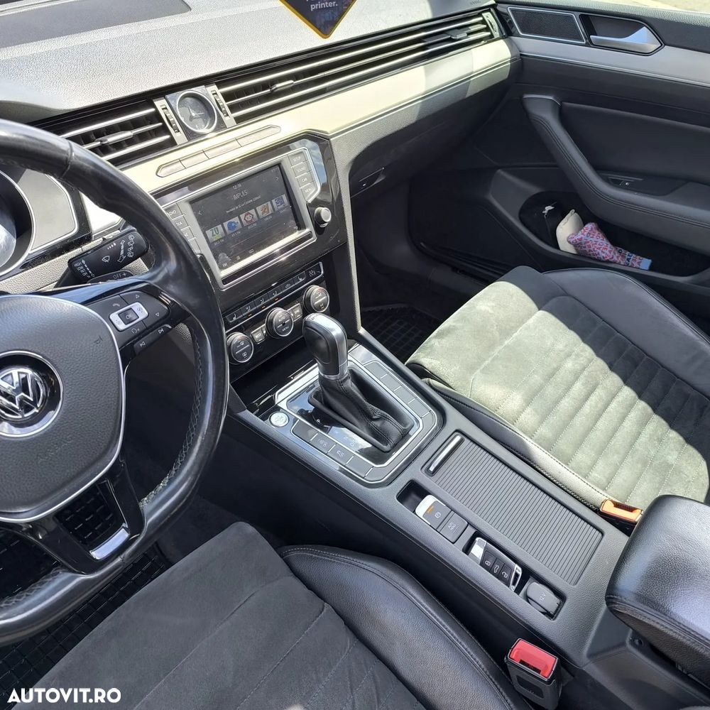 Volkswagen Passat Variant 2.0 TDI DSG Highline - 9