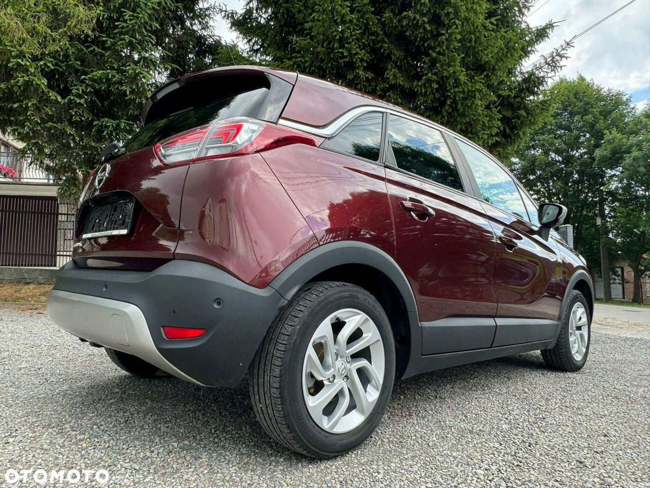 Opel Crossland X 1.2 T Design Line S&S - 33