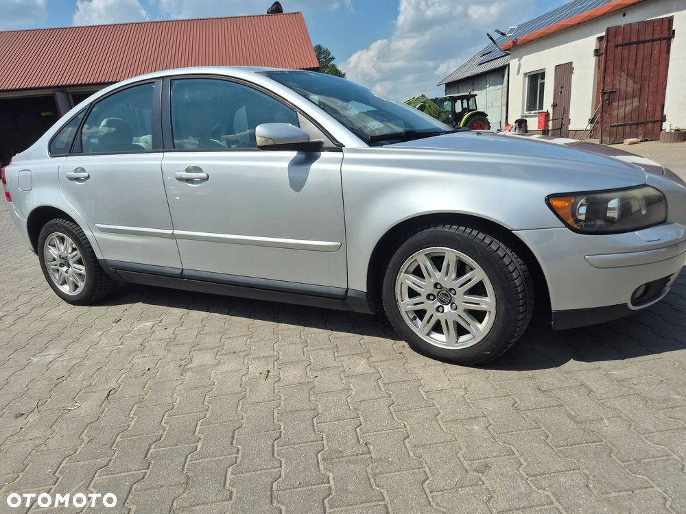 Volvo S40 T5 AWD Momentum - 4