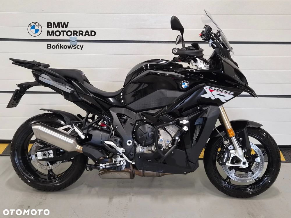 BMW XR - 1