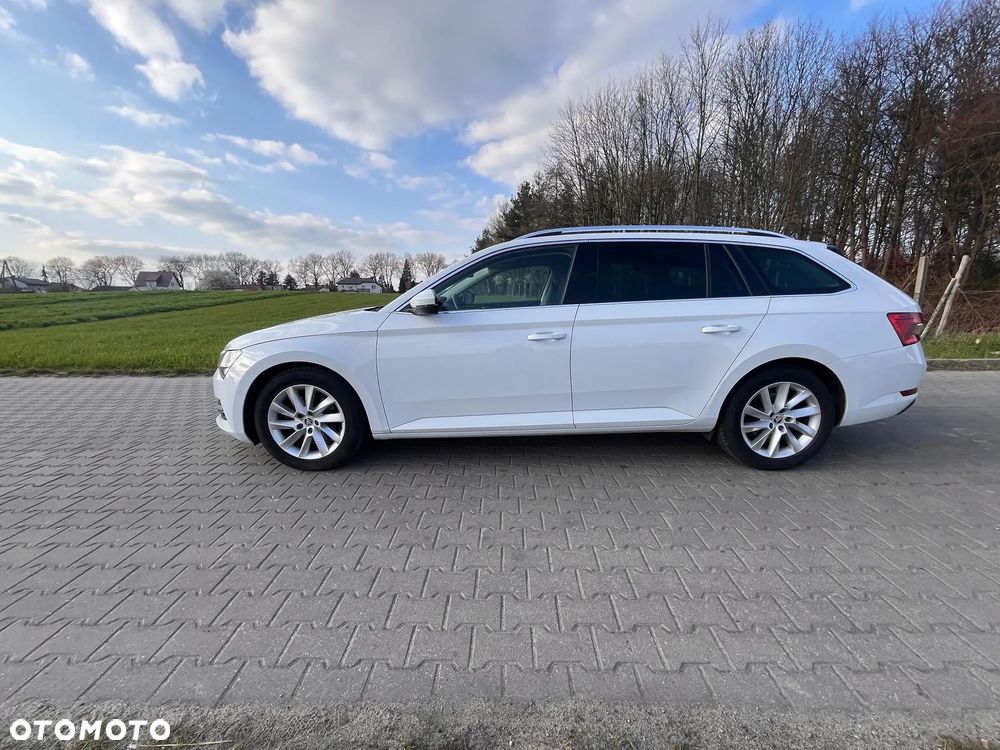 Skoda Superb 2.0 TDI SCR 4x4 Style DSG - 3