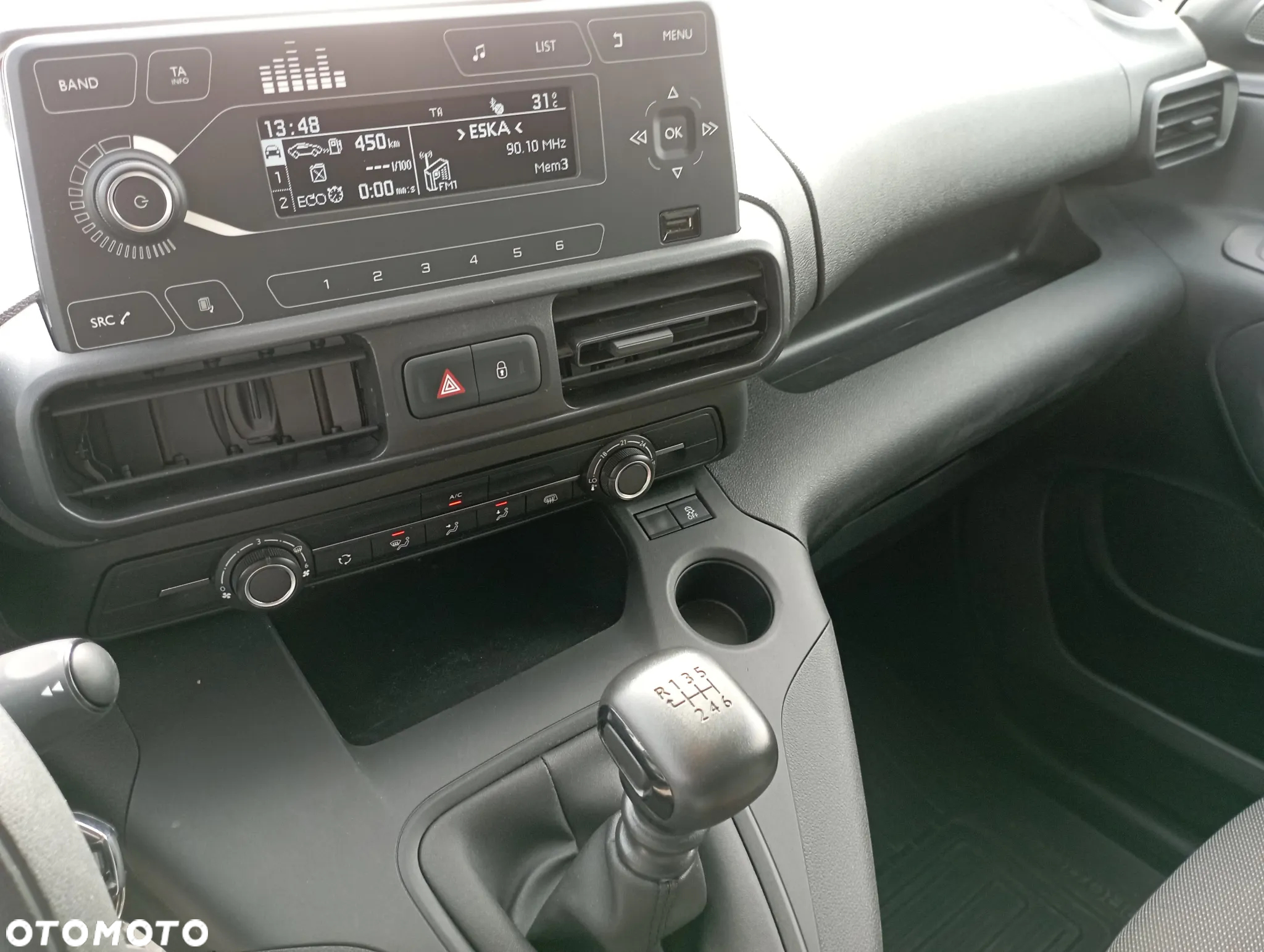 Toyota Proace City 1,5 D4D - 8