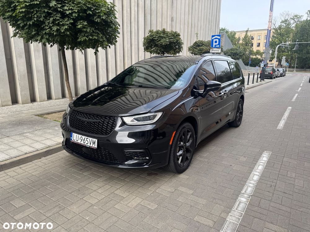 Chrysler Pacifica - 15