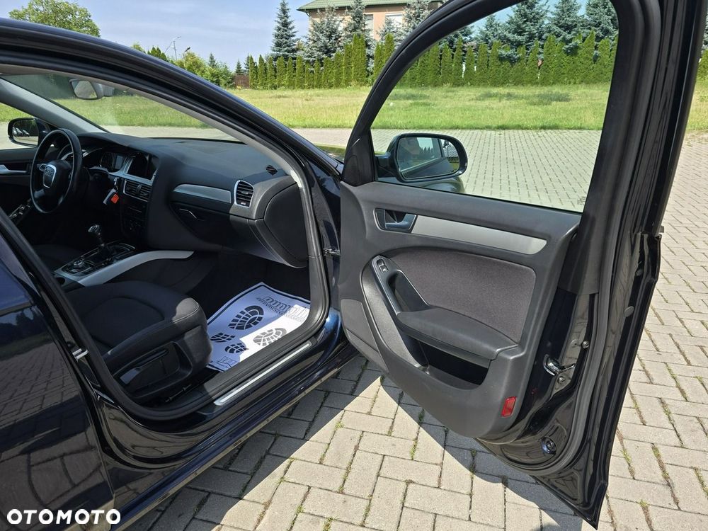 Audi A4 Limousine - 26