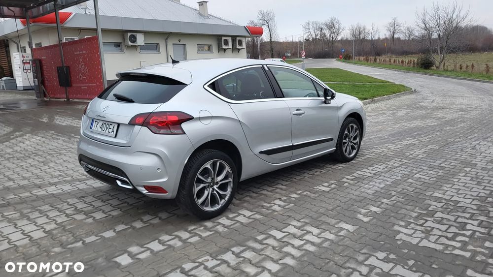 Citroën DS4 HDi 165 Urban Show - 16